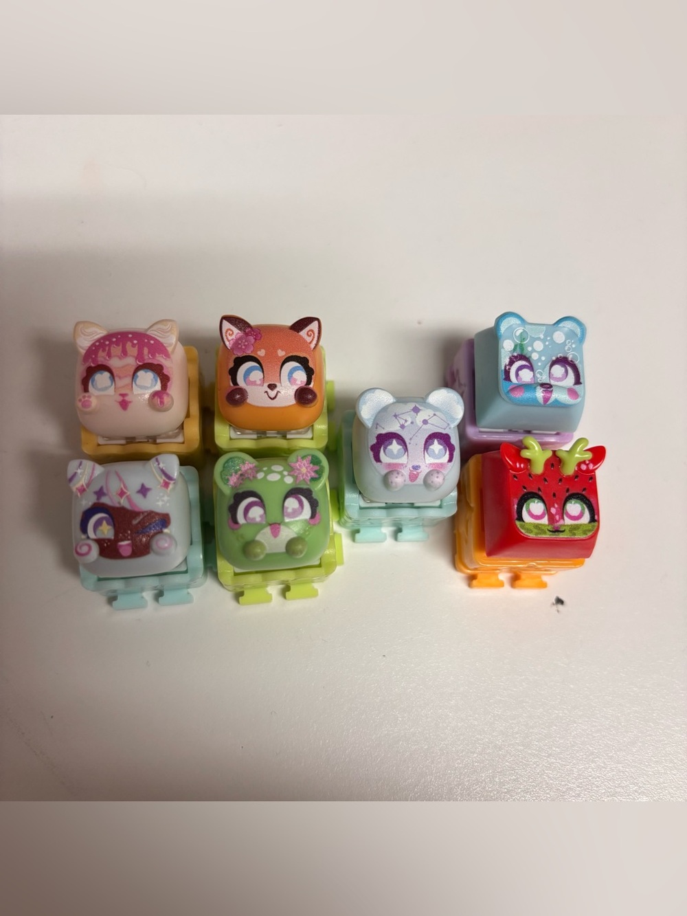 Clickeez series 3 bubble pops and series 2 mixed figures.